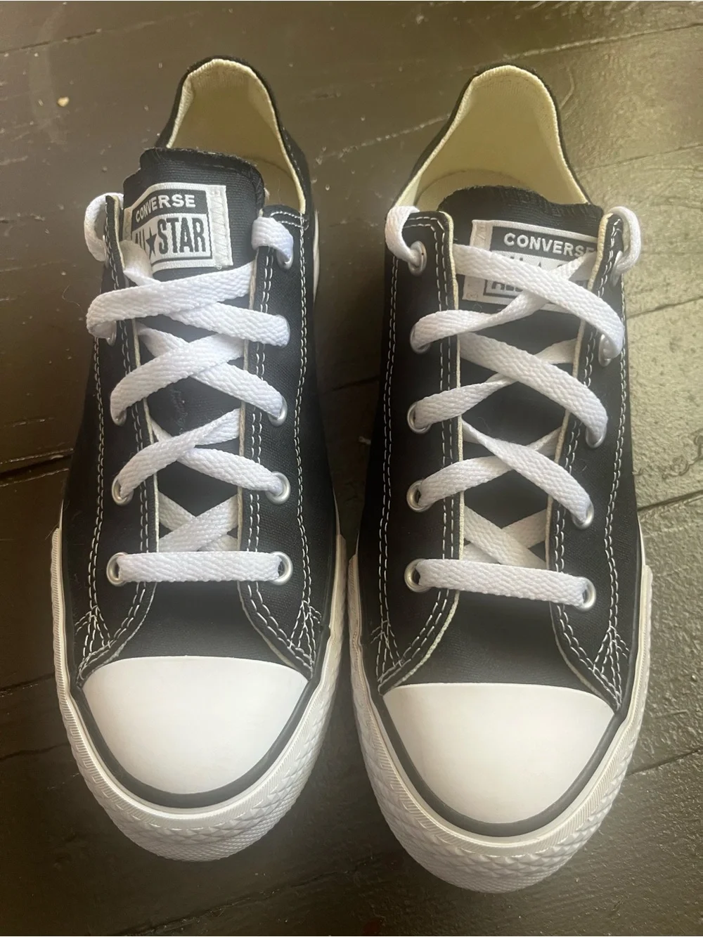 Converse All Stars Low Top Sneakers - Black & White